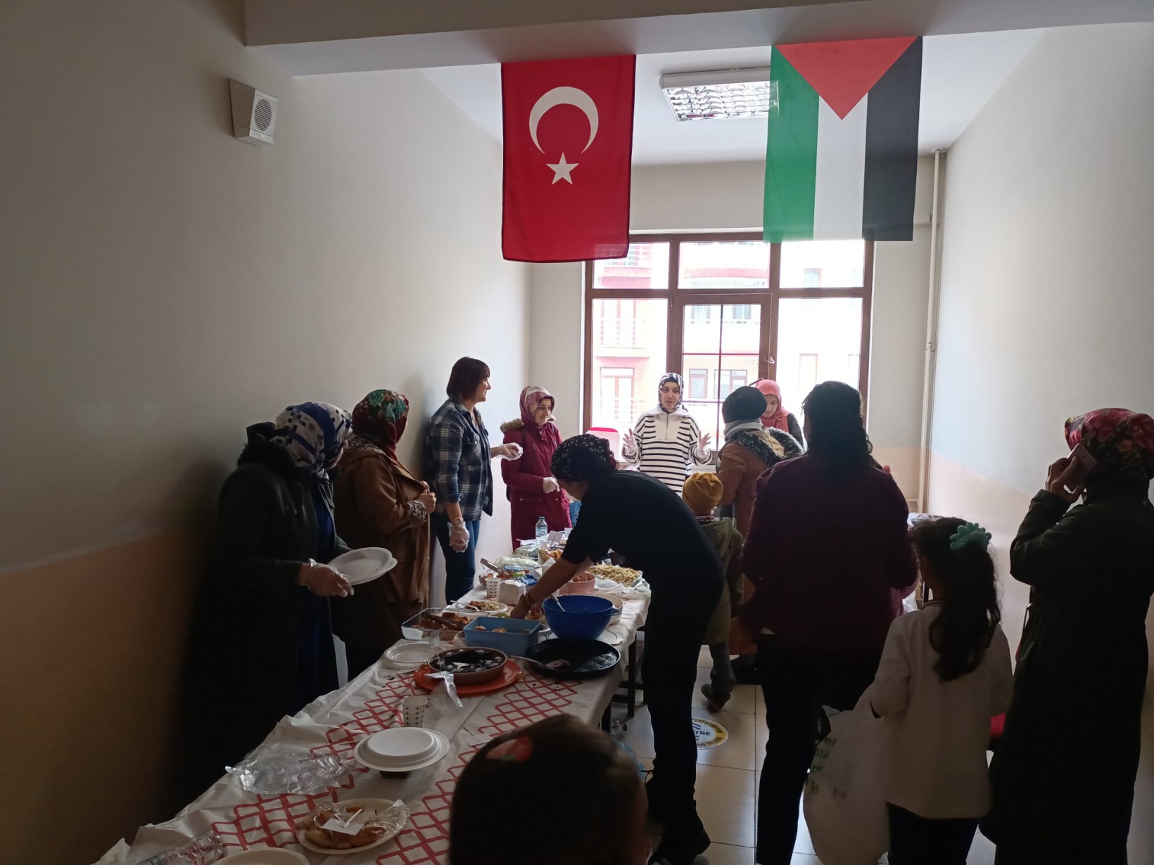 Aysın Rafet’ten Filistin için dev kermes 13