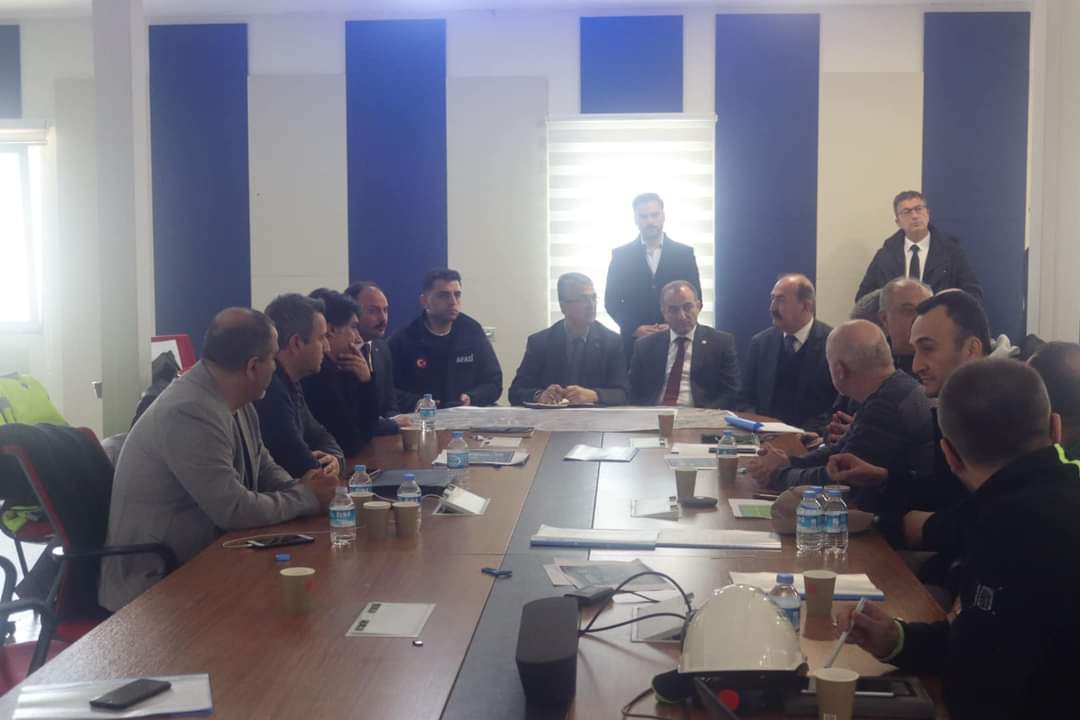 Milletvekili Küçük MHP heyetiyle Erzincan’da 6