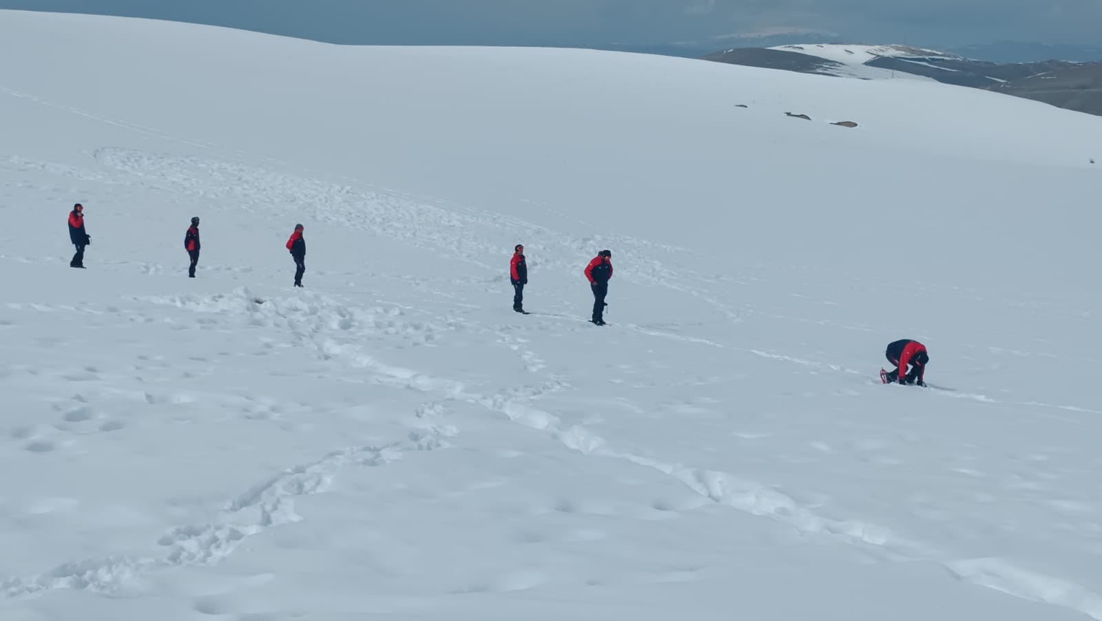 Gümüşhane AFAD ekibi 2 bin 225 rakımda çığ eğitimi alıyor 5