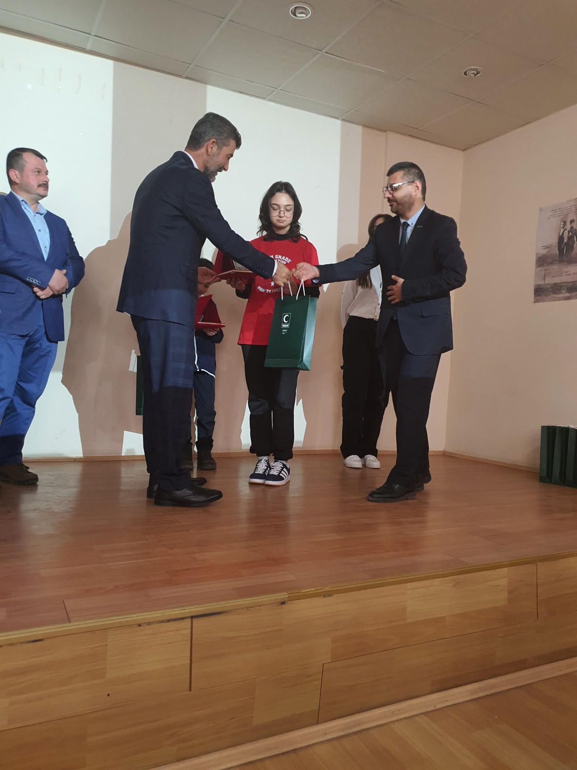 Sağlıklı Nesil Sağlıklı Gelecek yarışmasında ödüller sahiplerini buldu 1