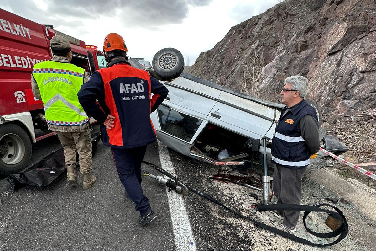 Kelkit'te trafik kazası: 1 ölü, 1 yaralı 2