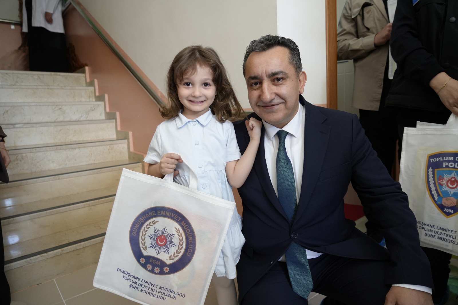 Anaokulu öğrencilerinden Polis Bayramı kutlaması 2