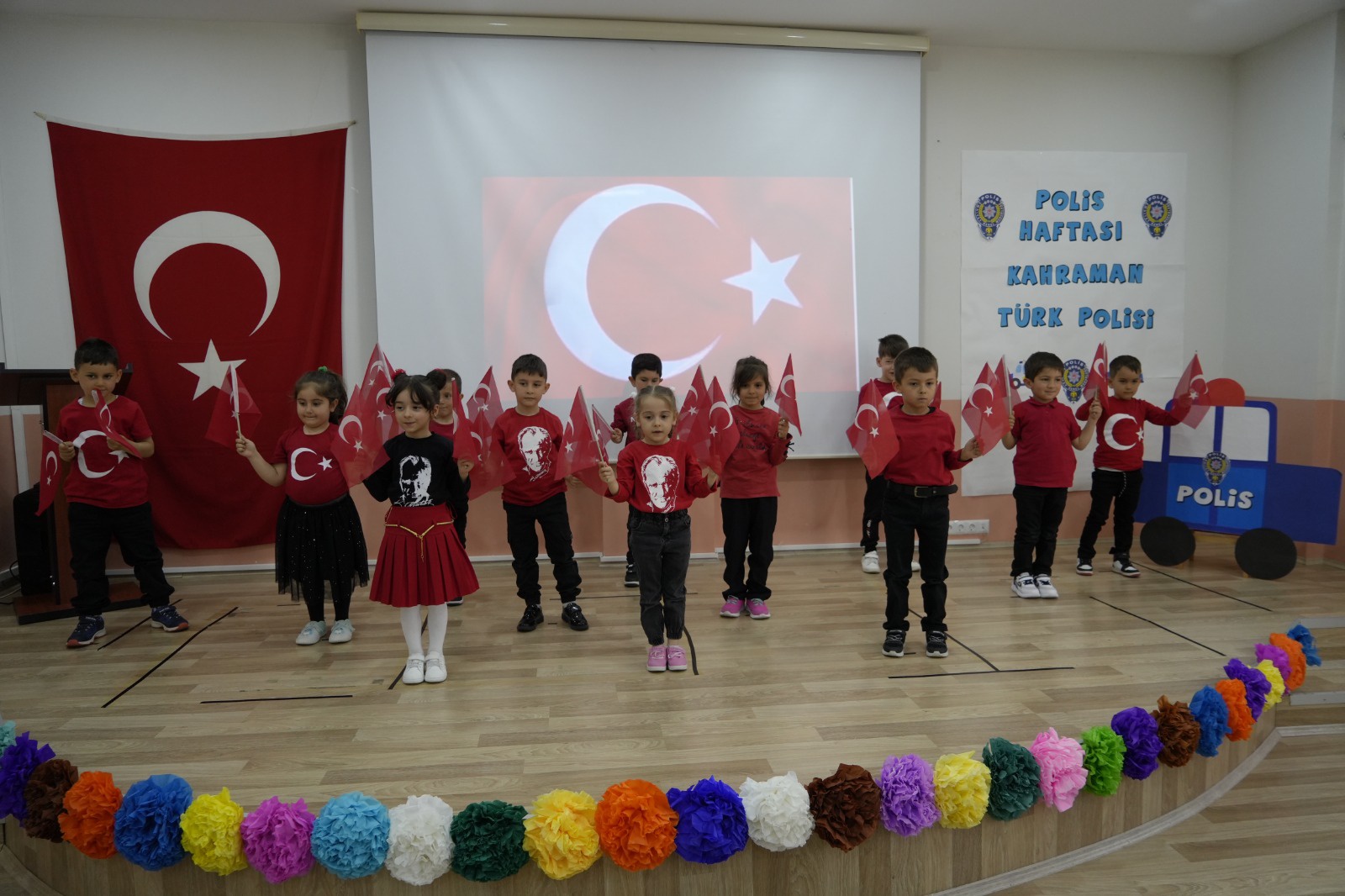 Anaokulu öğrencilerinden Polis Bayramı kutlaması 7