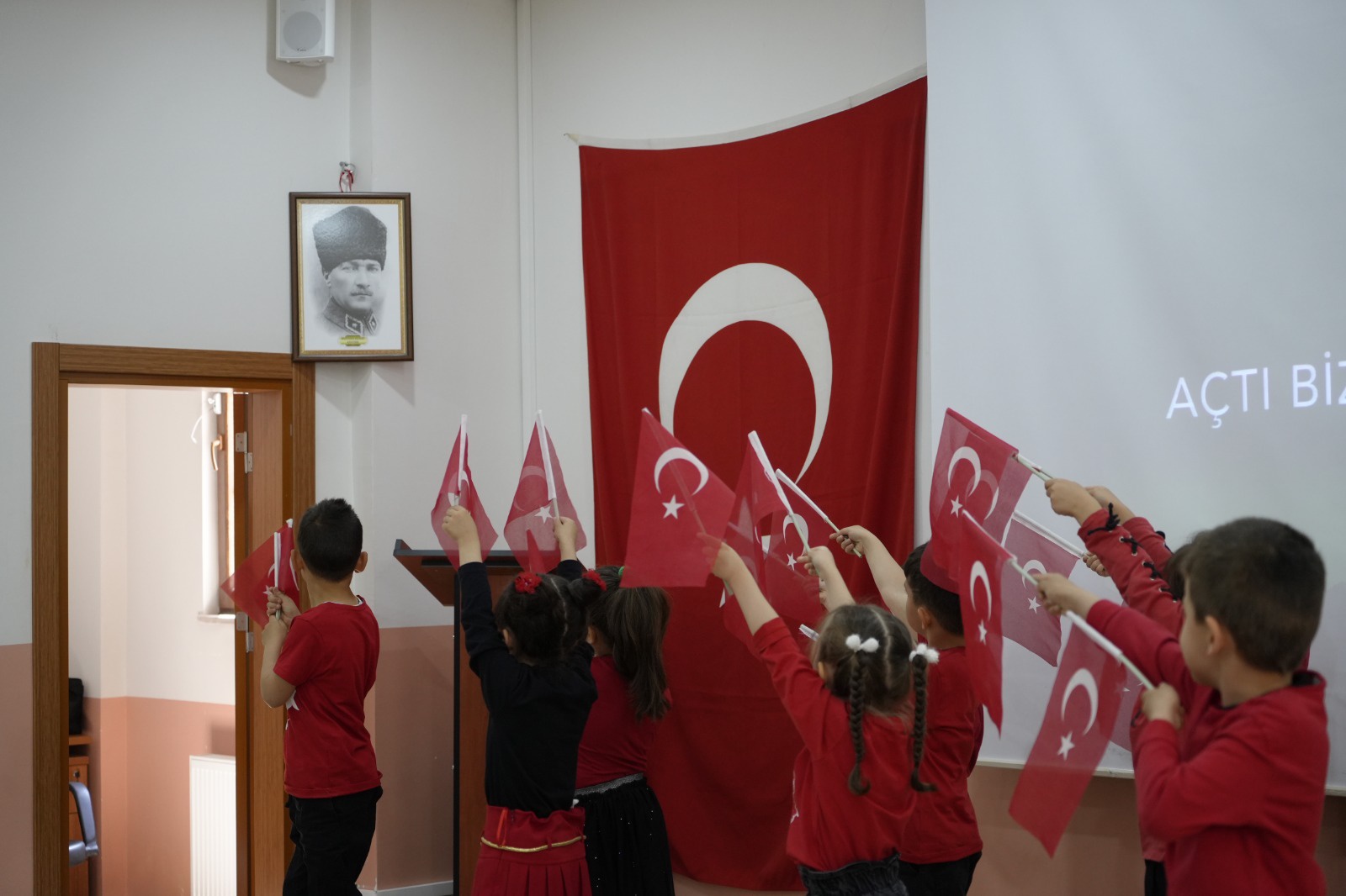 Anaokulu öğrencilerinden Polis Bayramı kutlaması 3