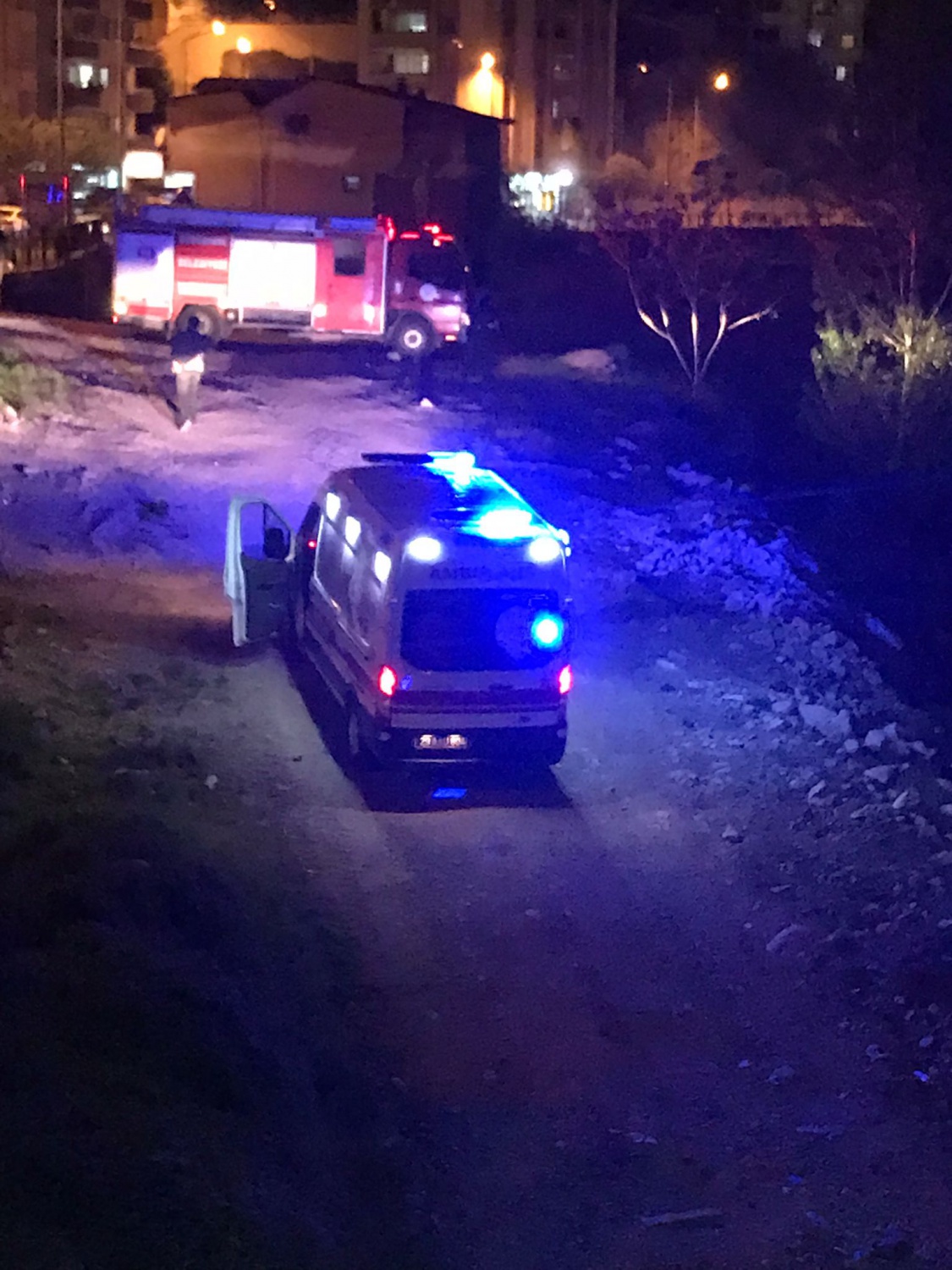 Harşit Çayı’na düşen alkollü şahıs hastaneye kaldırıldı 9