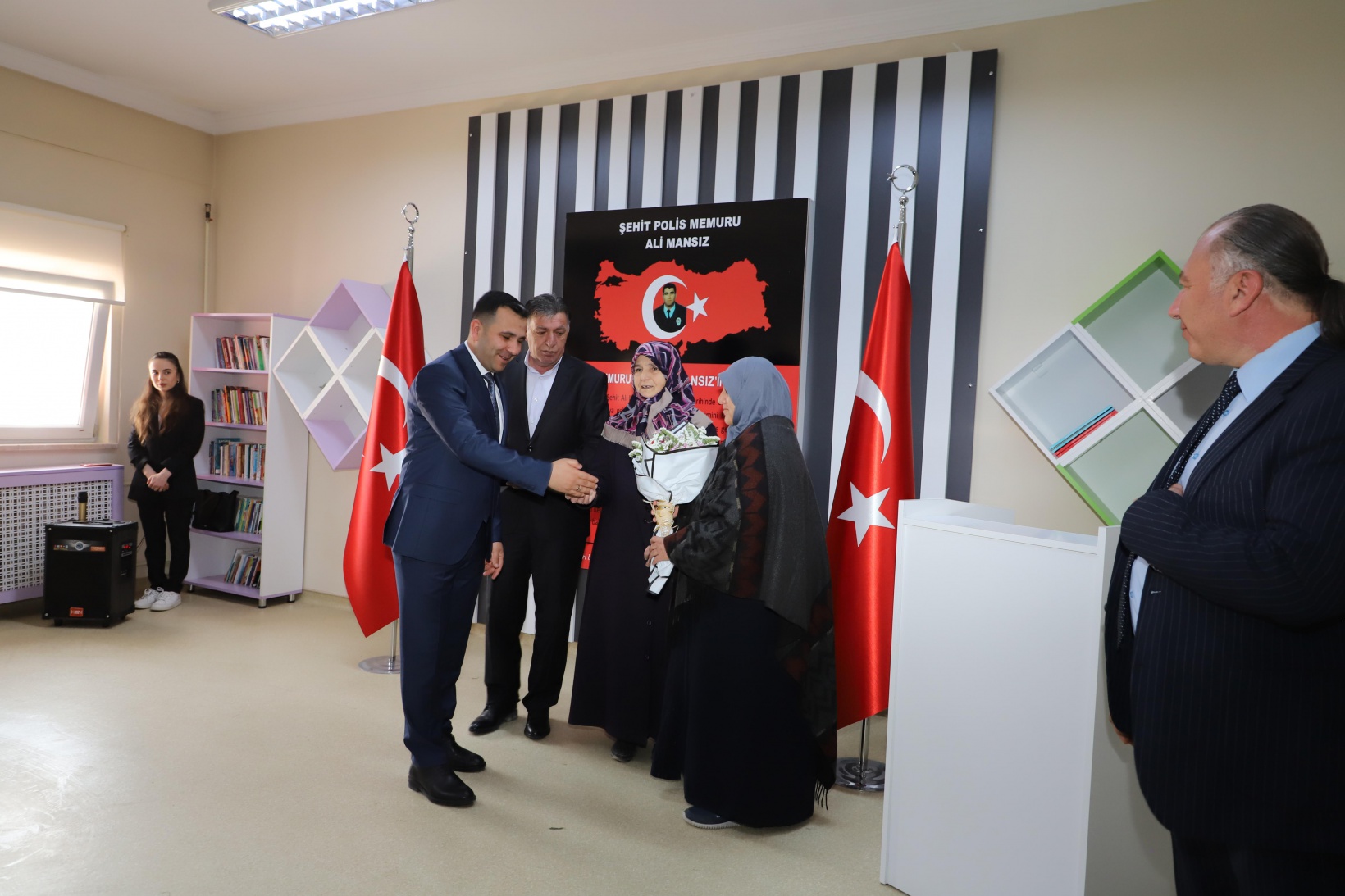 Gümüşhane’de şehitler unutulmuyor: Kelkit’te Ali Mansız Kütüphanesi açıldı 9