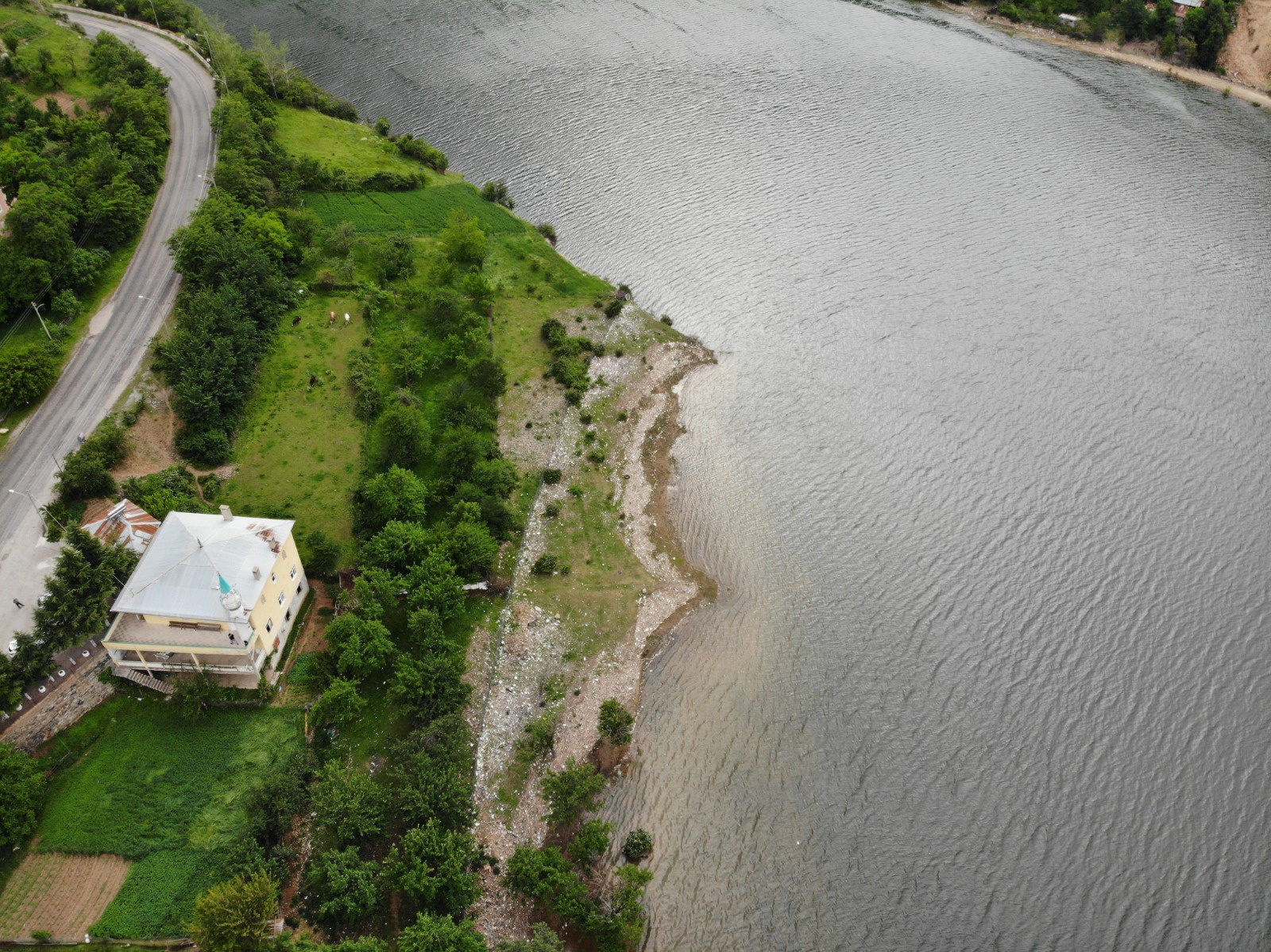 Torul Barajında yine aynı manzara 6