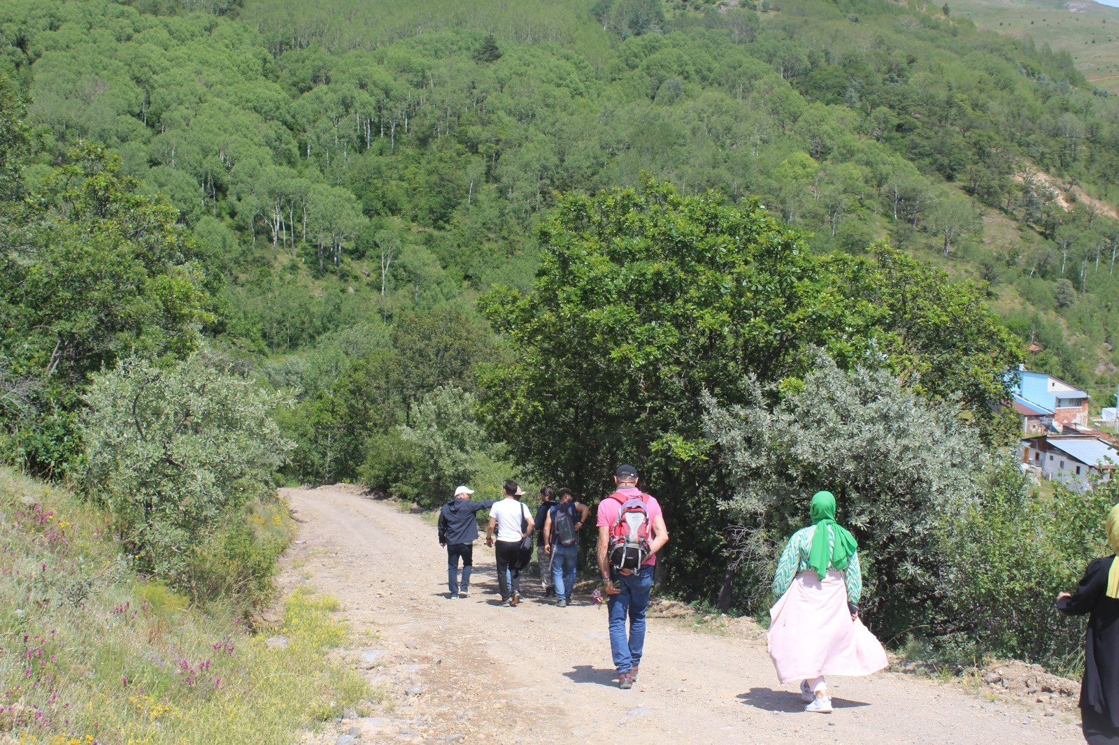 İzciler Uğurtaşı Köyü’nde Doğa Yürüyüşü Gerçekleştirdi 3