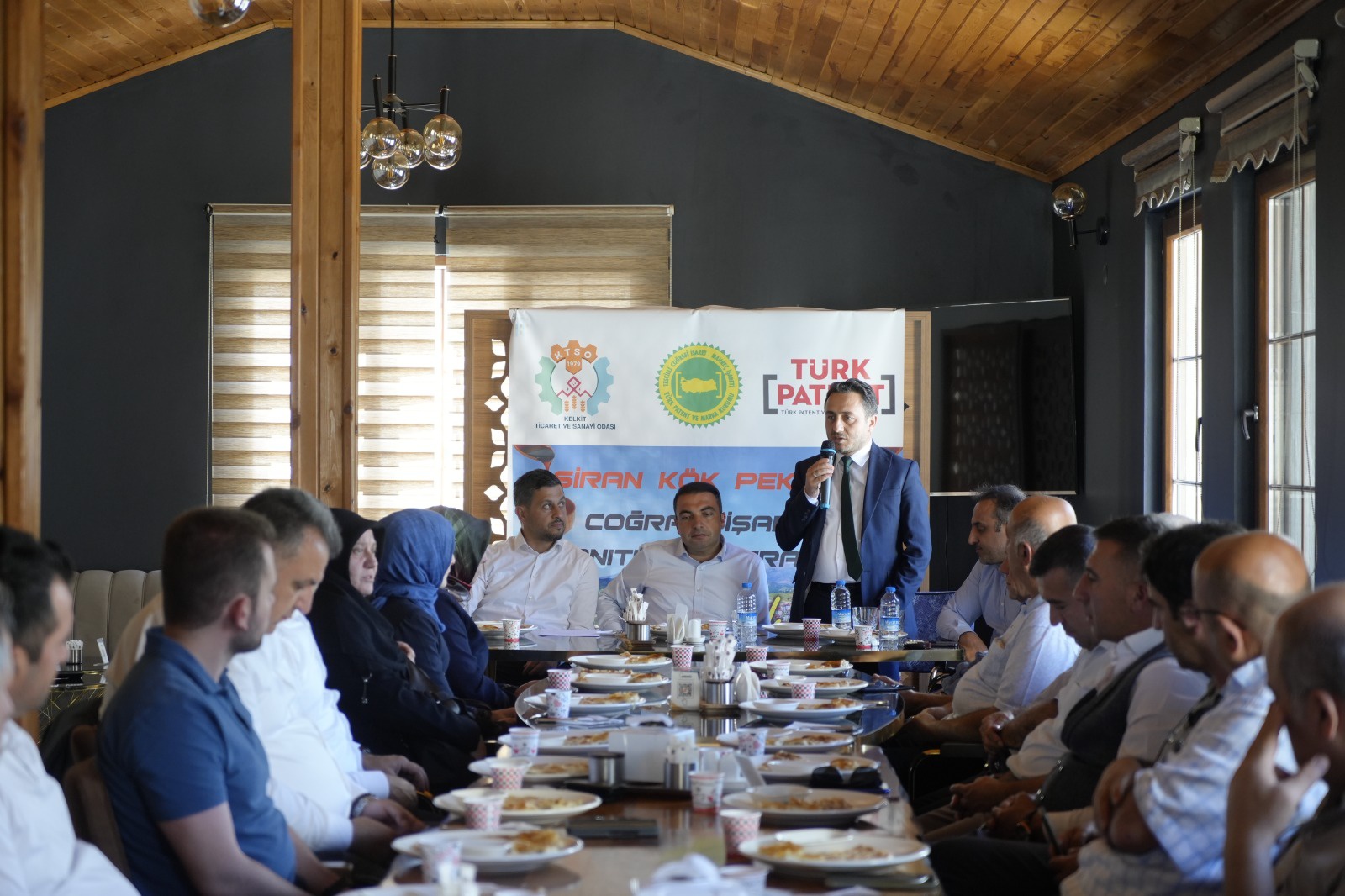 Asırlık ‘Şiran Kök Pekmezi’ coğrafi işaret aldı 6