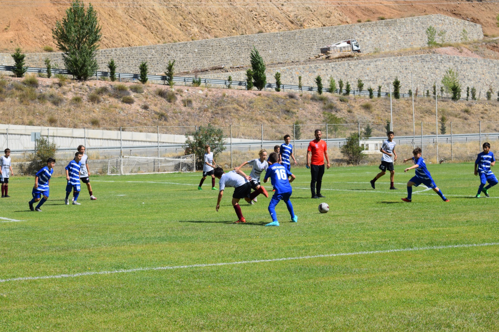 Torul'da 30 Ağustos dostluk müsabakası oynandı 5