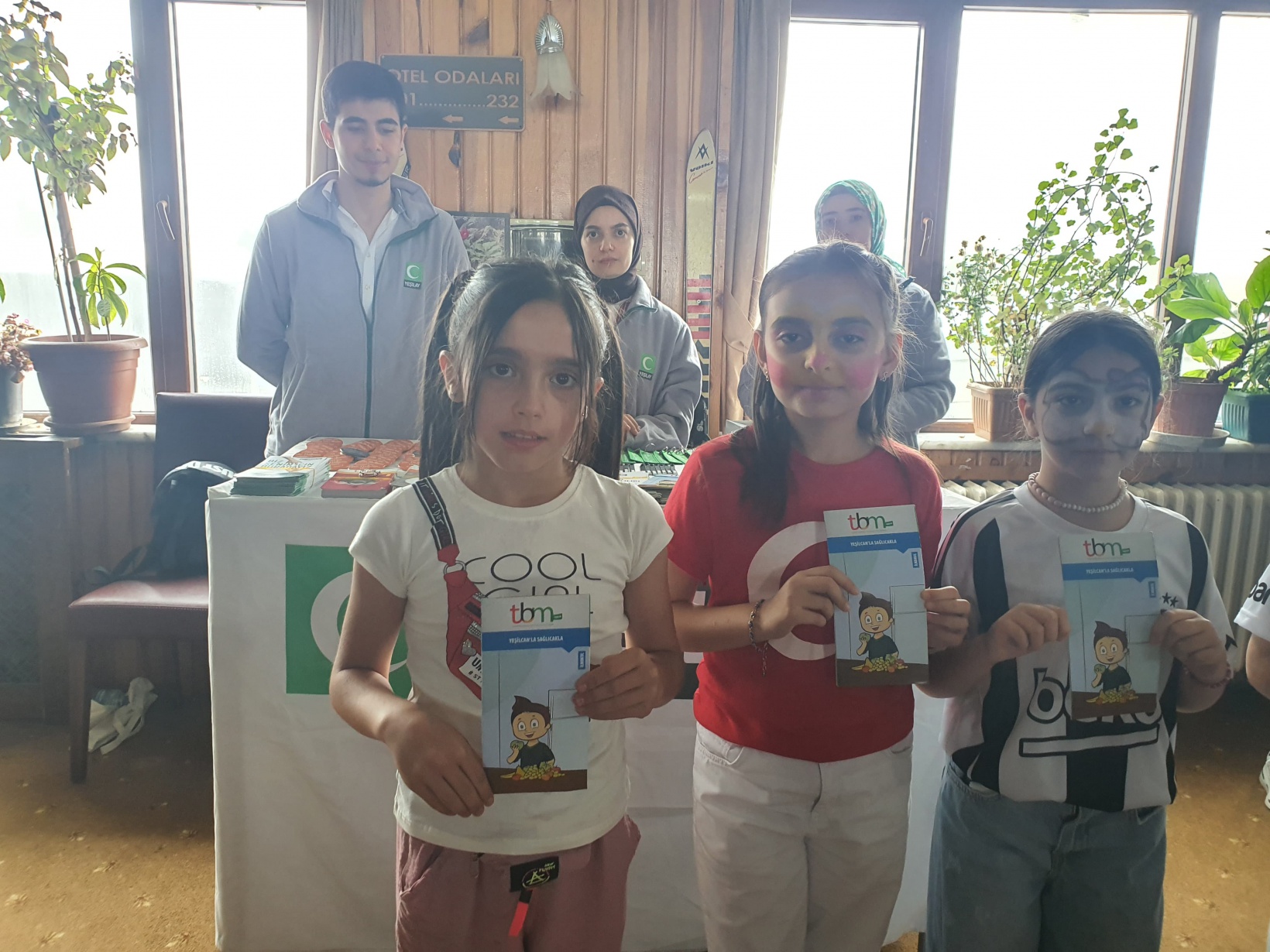 Yeşilay, uçurtma coşkusuna ortak oldu 1