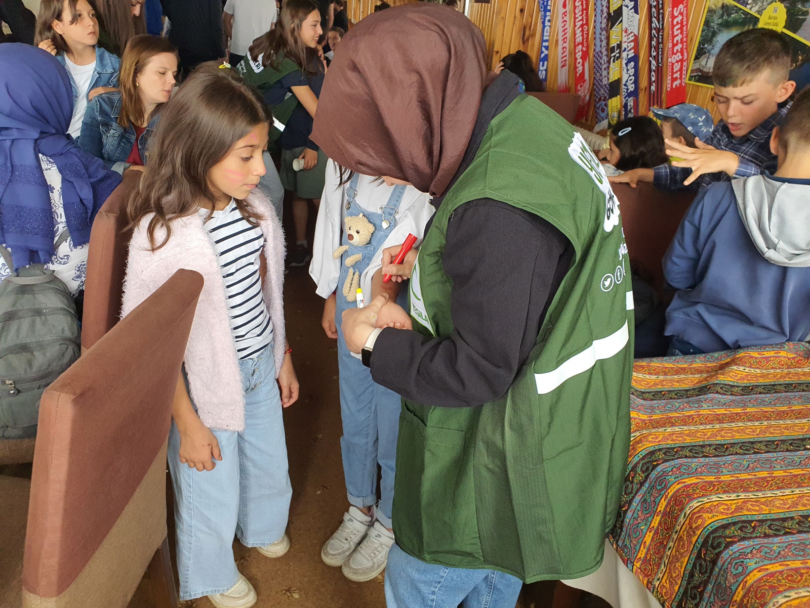 Yeşilay, uçurtma coşkusuna ortak oldu 14