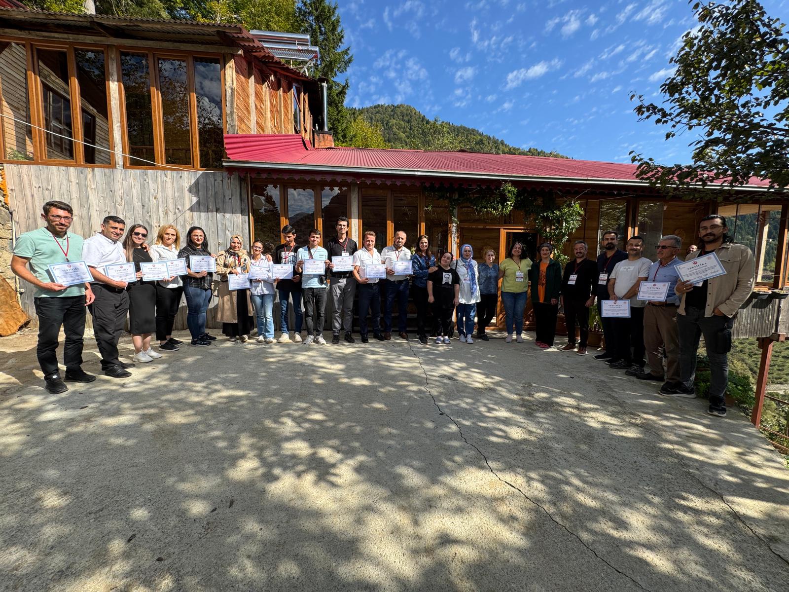 Gümüşhane heyeti Artvin’de kırsal turizmin iyi uygulama örneklerini inceledi 9