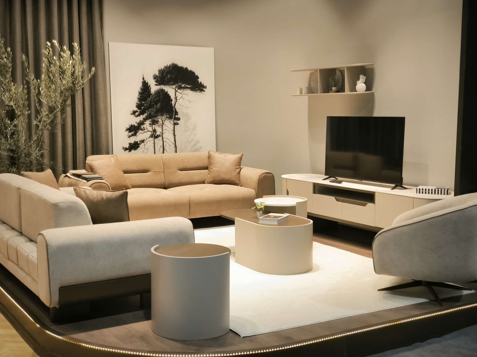 Türkiye’nin En Büyük Mobilya Fuarında bir Gümüşhaneli 10