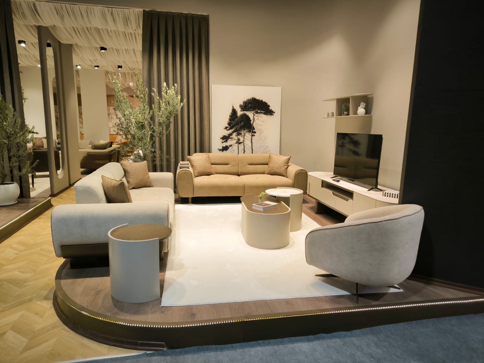 Türkiye’nin En Büyük Mobilya Fuarında bir Gümüşhaneli 5