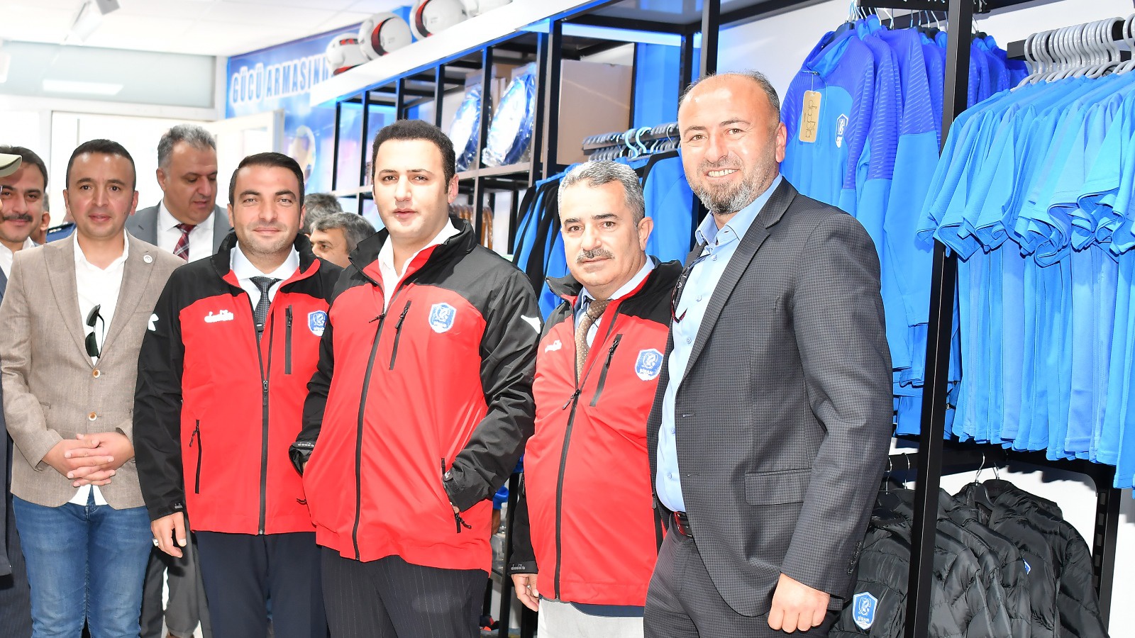 Şiran Yıldız Spor Store açıldı 11