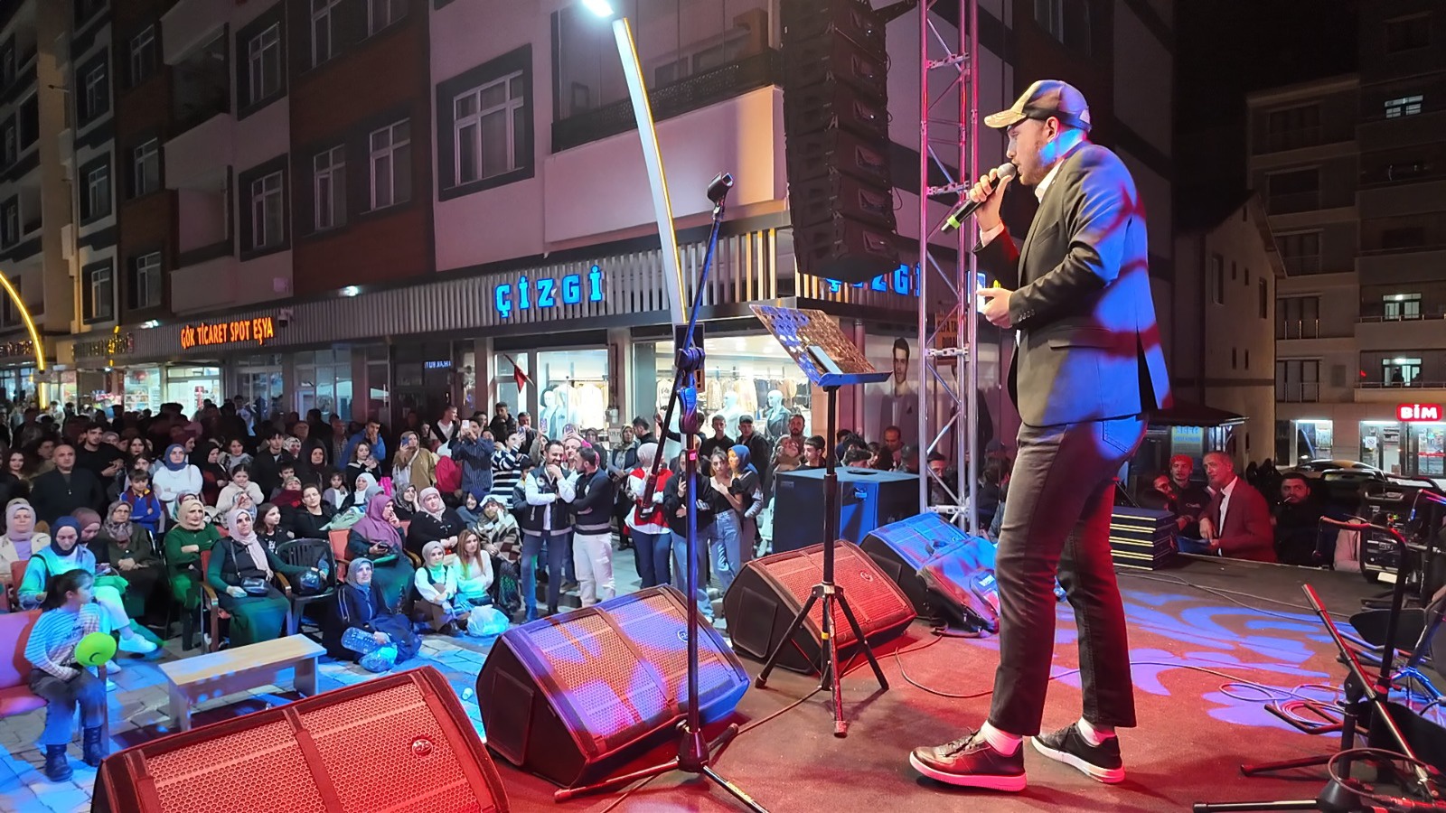 Festivalde ilk gün konserleri tamamlandı 6