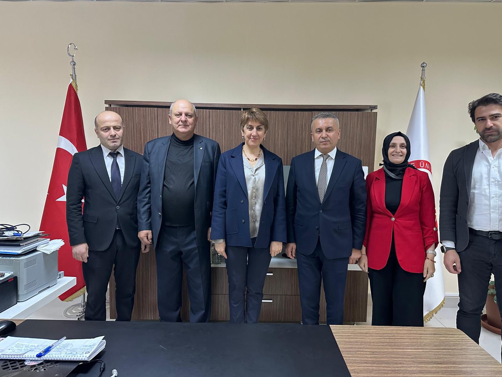 GÜSİAD Genel Başkanı Yüksel Yalçın, Tarım ve Turizm Paneli için Gümüşhane’de 9