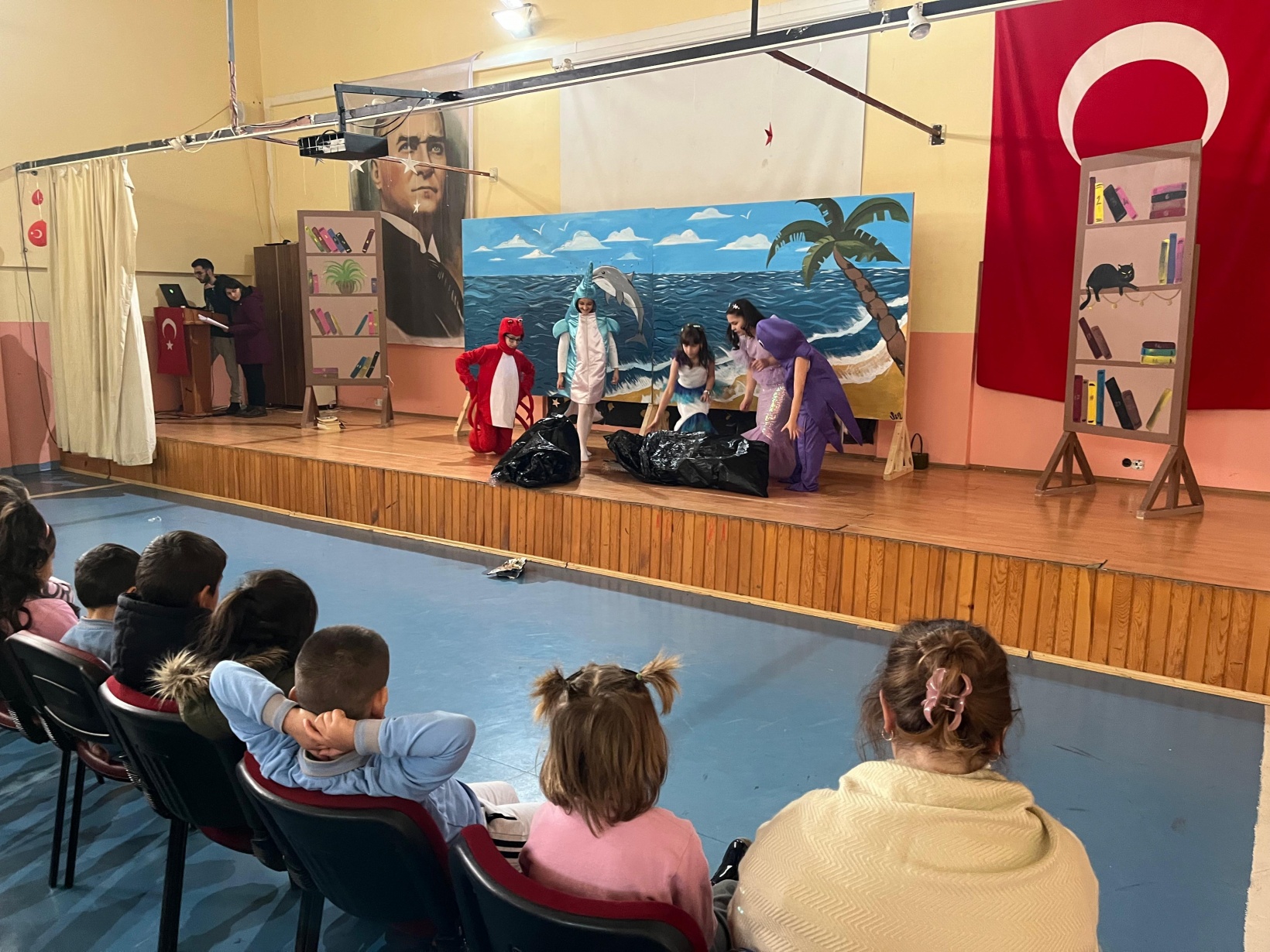 'Hayal Denizi' Arzular İlkokulu’nda büyük ilgi gördü 11