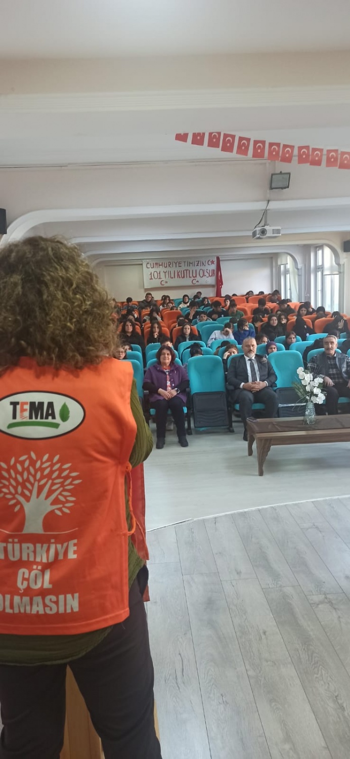 TEMA Vakfı’ndan gençlere çağrı: Toprağını koru, geleceğini kurtar 7