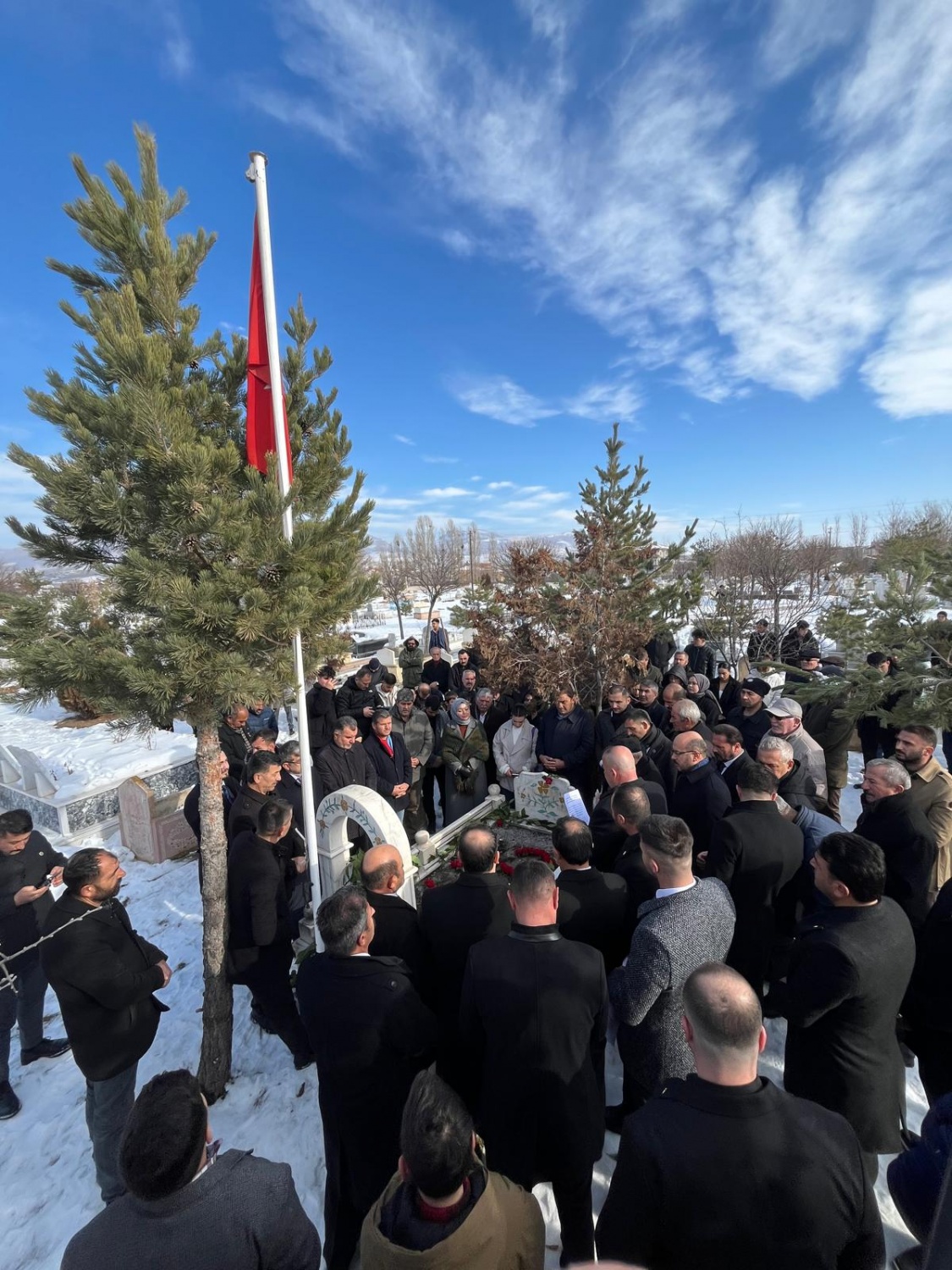 Tokdemir vefatının 29.yılında anıldı 12