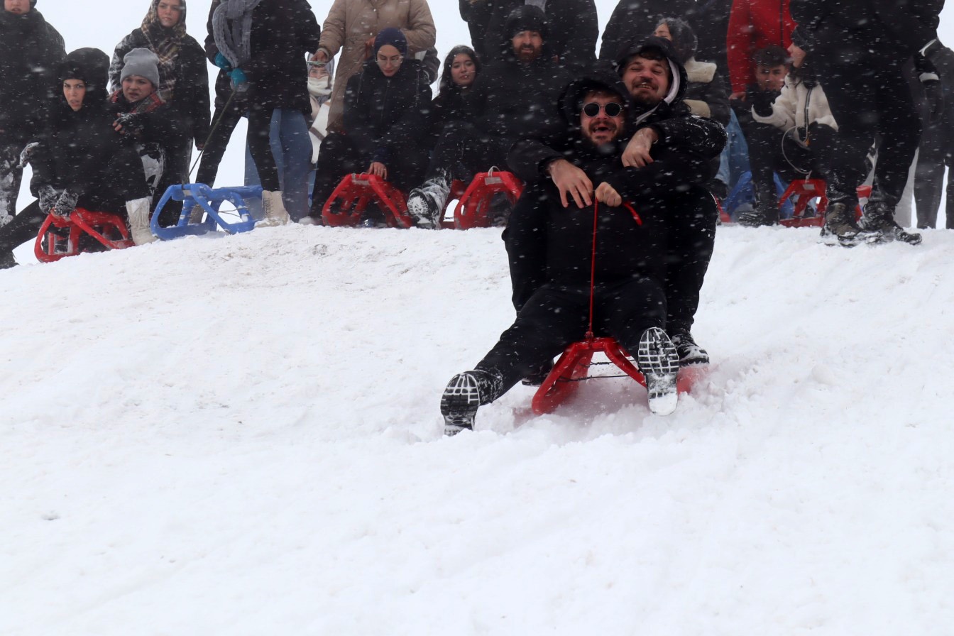 TÜGVA’dan gençlere Zigana’da unutulmaz gün 2