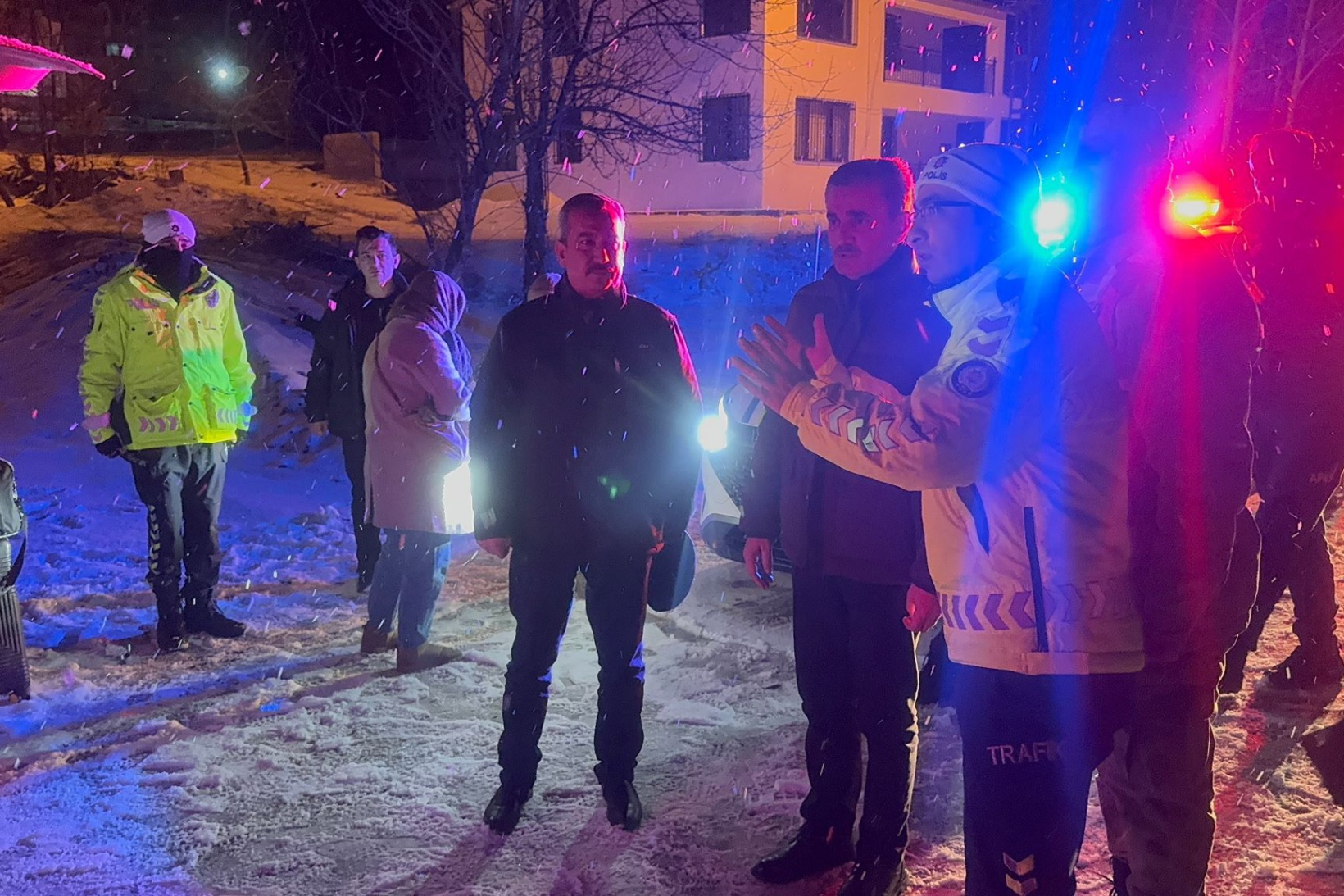 Gümüşhane’de yolcu otobüsü kaza yaptı: 2’si çocuk 14 yaralı 14