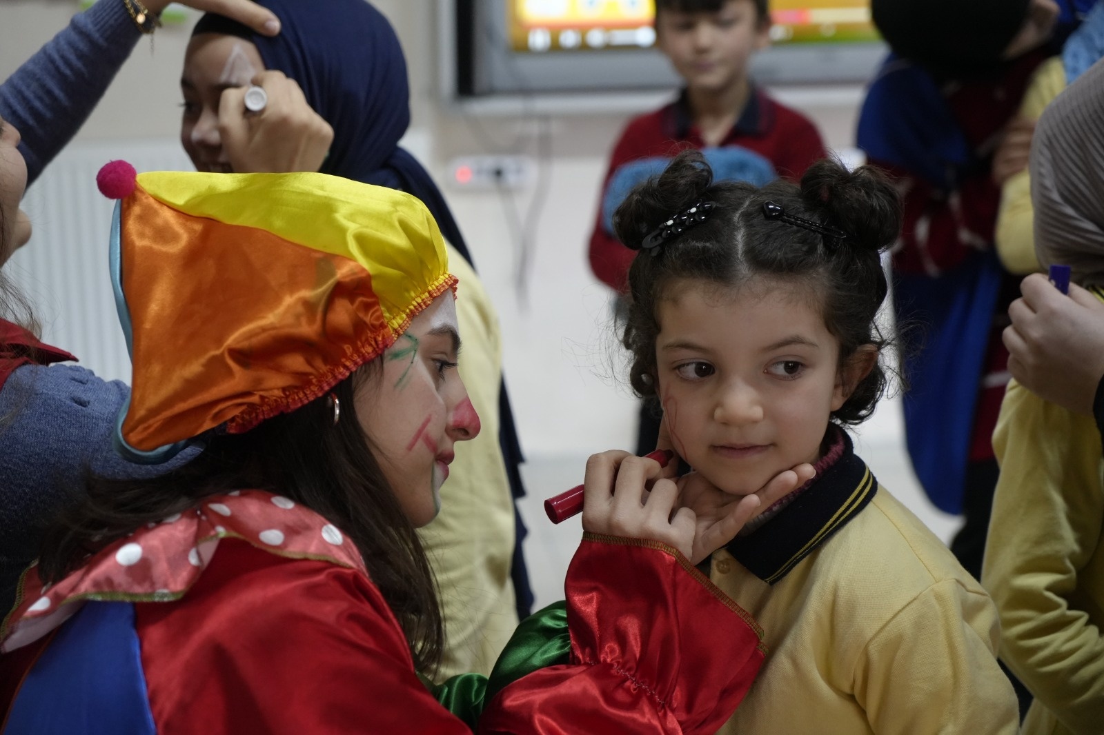 Gümüşhane’de minik yüreklere sıcak dokunuş 7