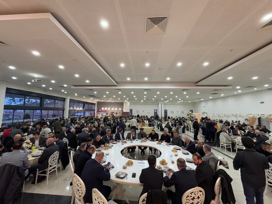 Milletvekili Küçük  Ramazan iftarlarında vatandaşlarla buluştu 4