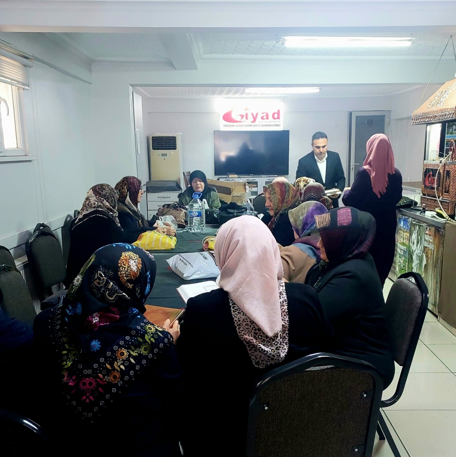 GİYAD'da Hatim Duası Yapıldı Hediyeler Dağıtıldı 1