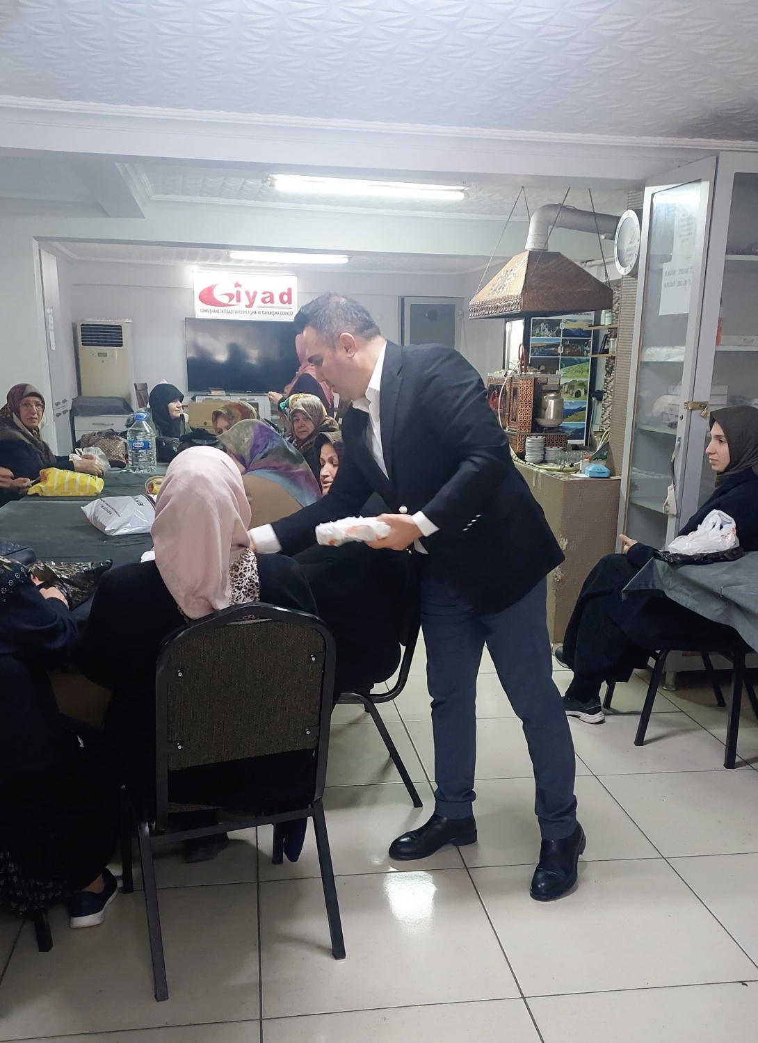 GİYAD'da Hatim Duası Yapıldı Hediyeler Dağıtıldı 4