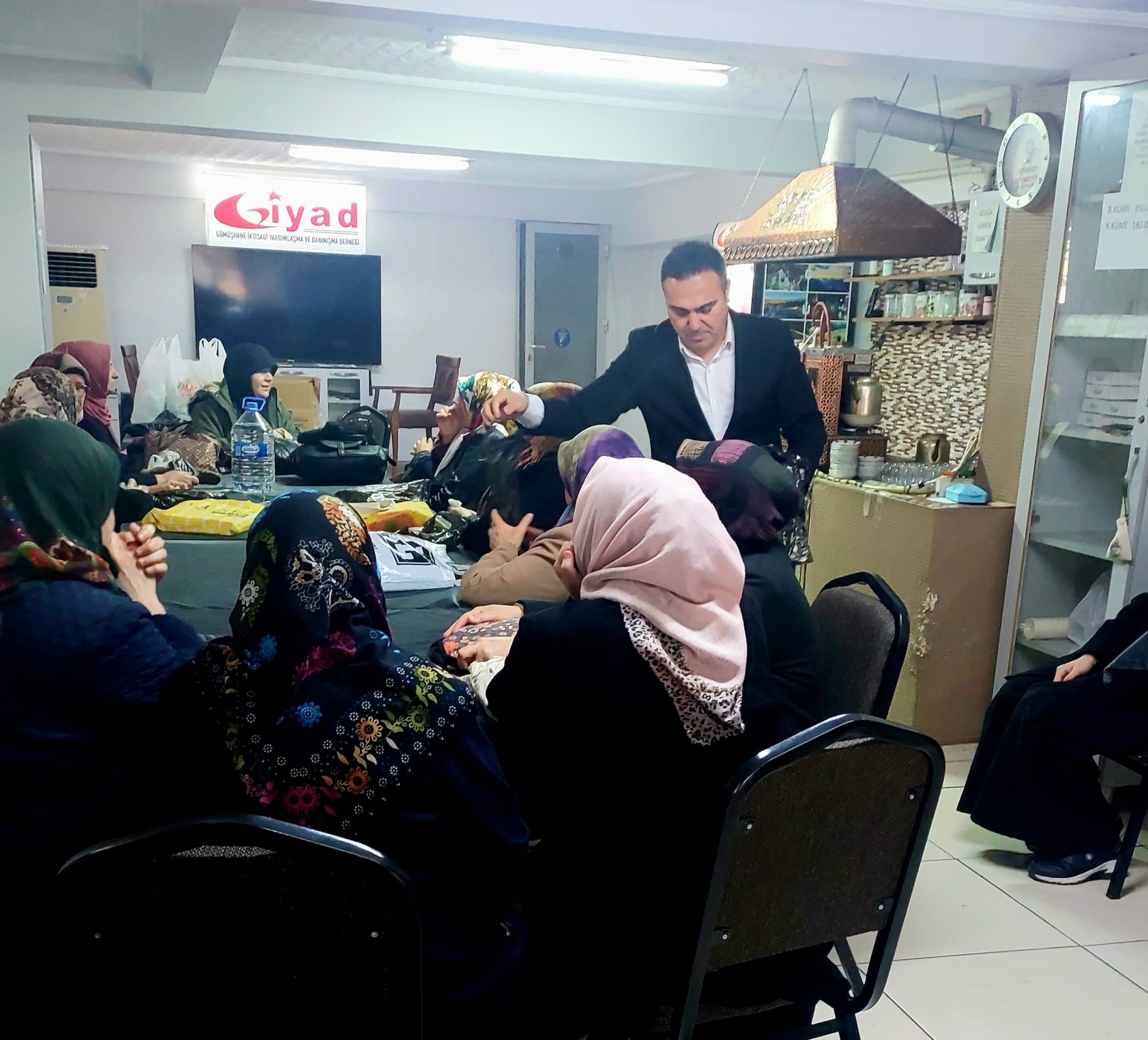 GİYAD'da Hatim Duası Yapıldı Hediyeler Dağıtıldı 6