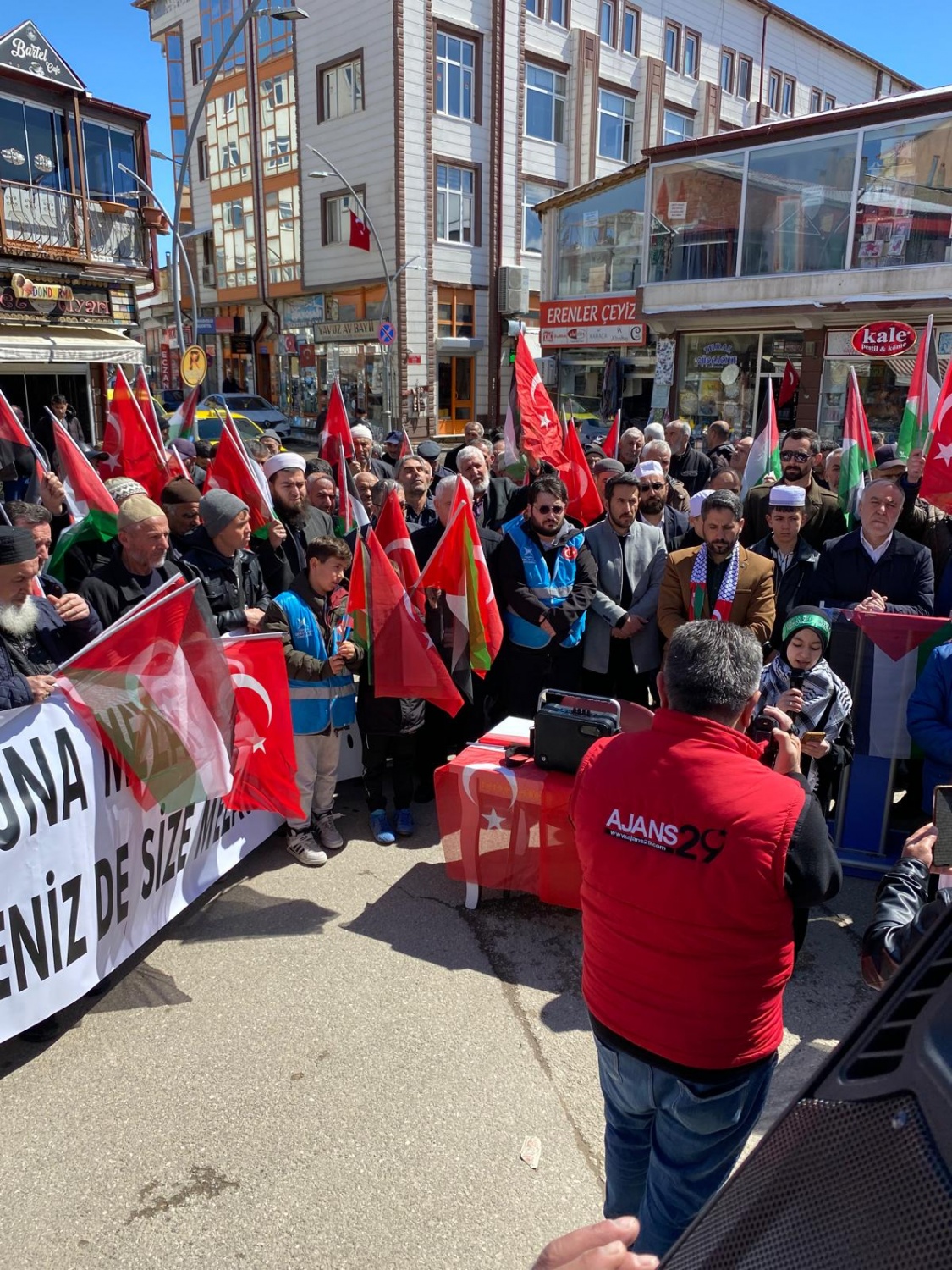 Kelkit Gazze için tek yürek oldu 3