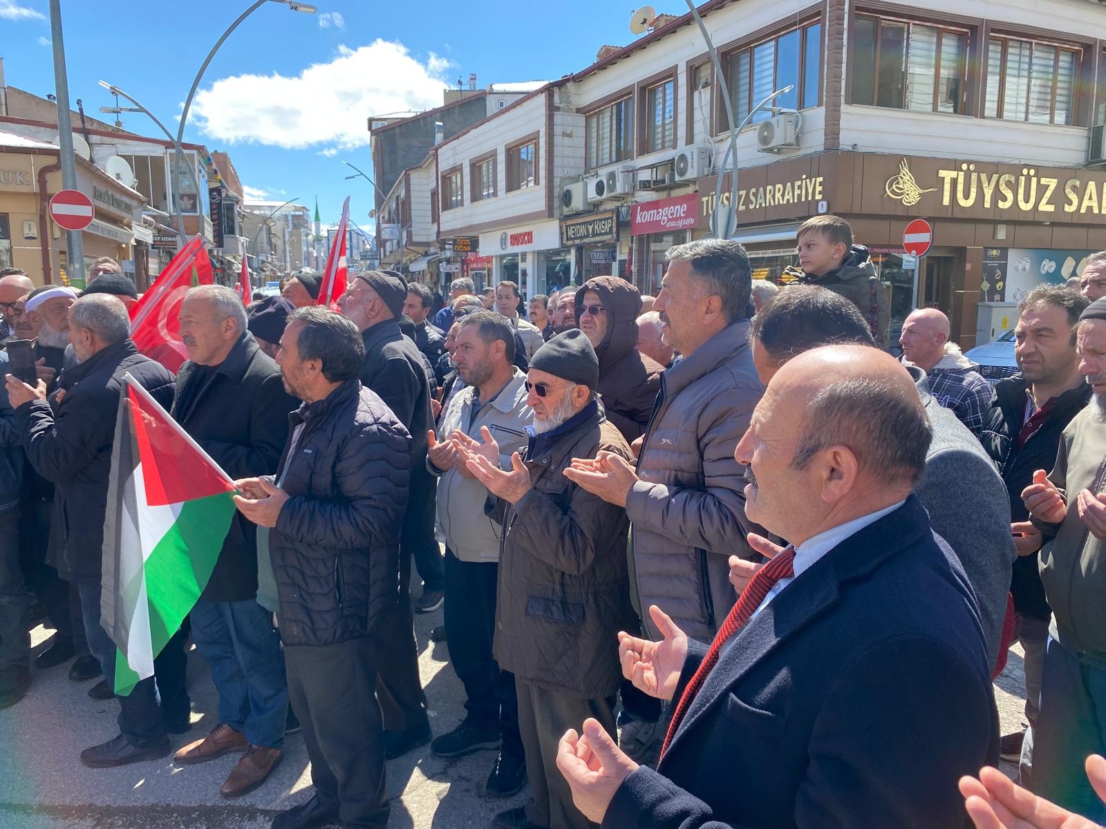 Kelkit Gazze için tek yürek oldu 6