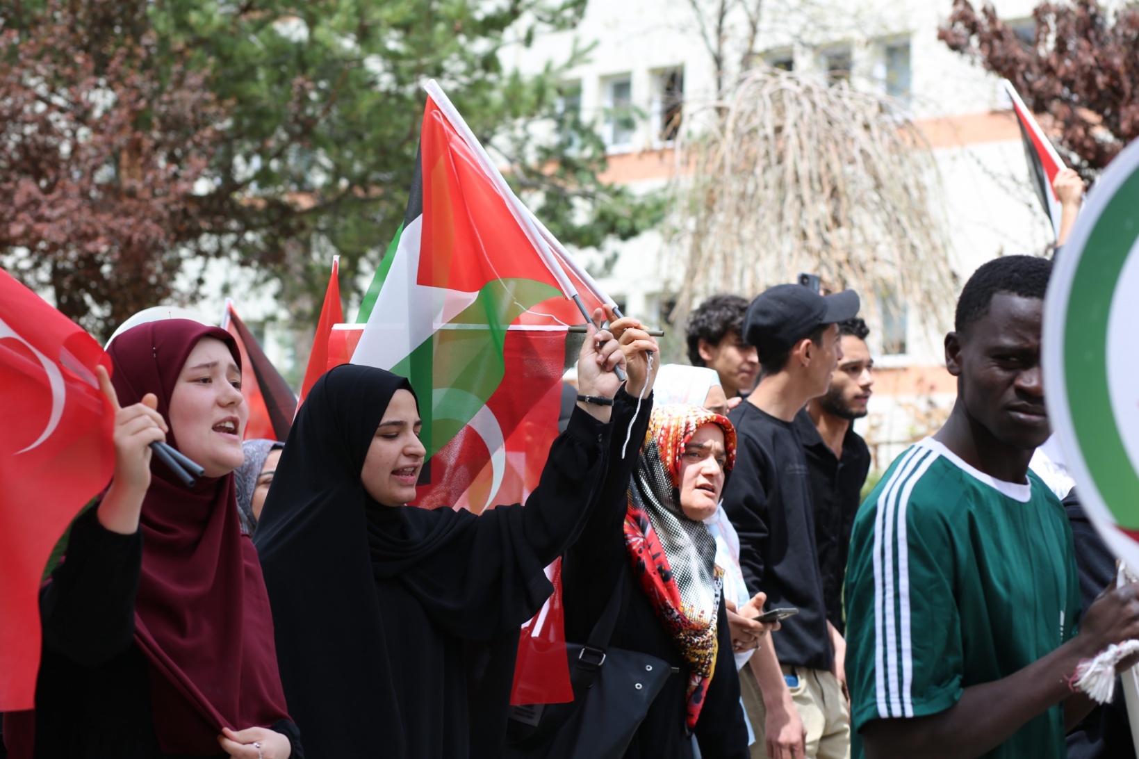 İsrail zulmü 3 dilde anlatıldı: İnsanlık vicdanı, Siyonizmi yenecektir 5