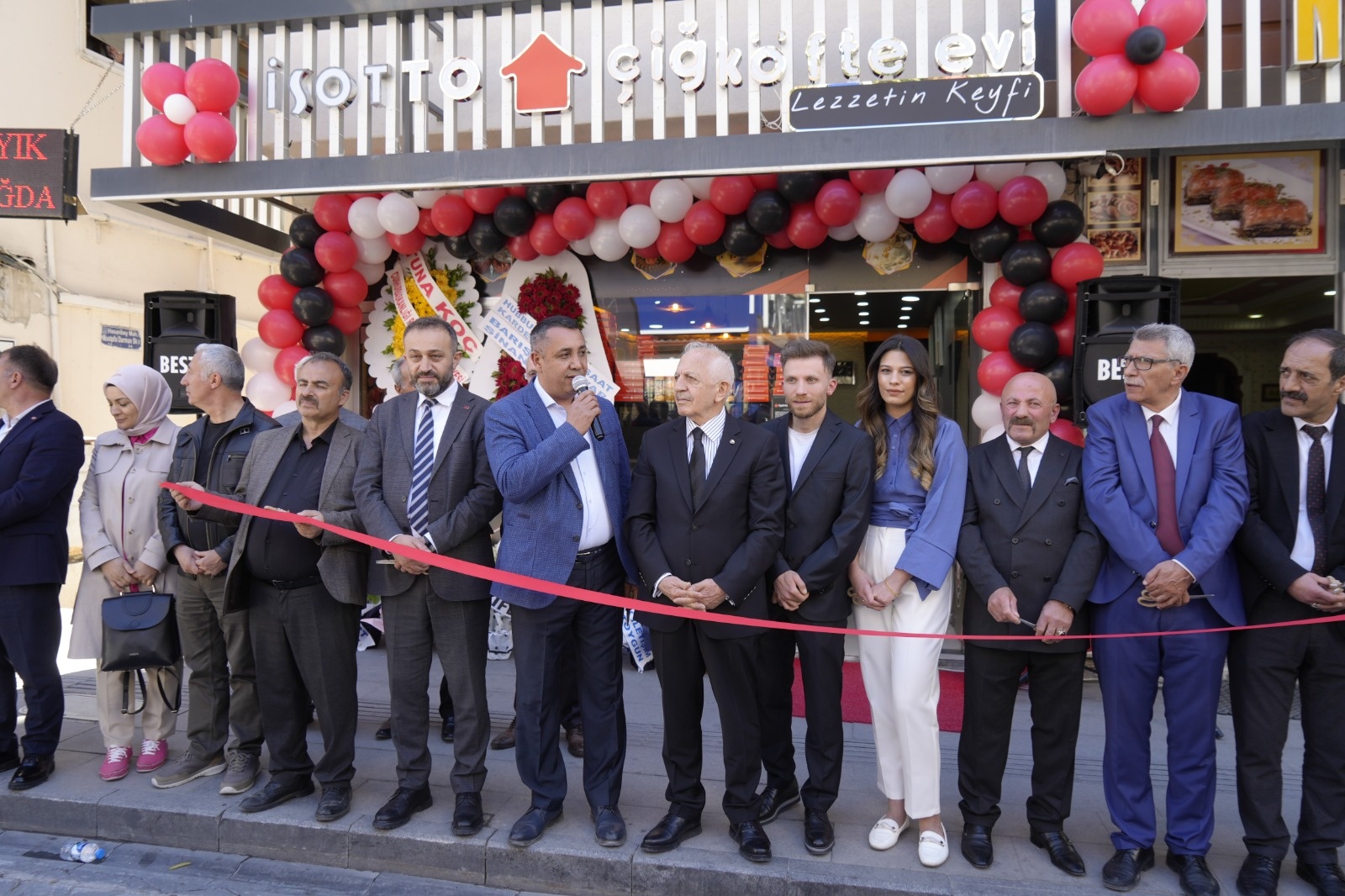 İsotto Çiğköfte Evi hizmete açıldı 5