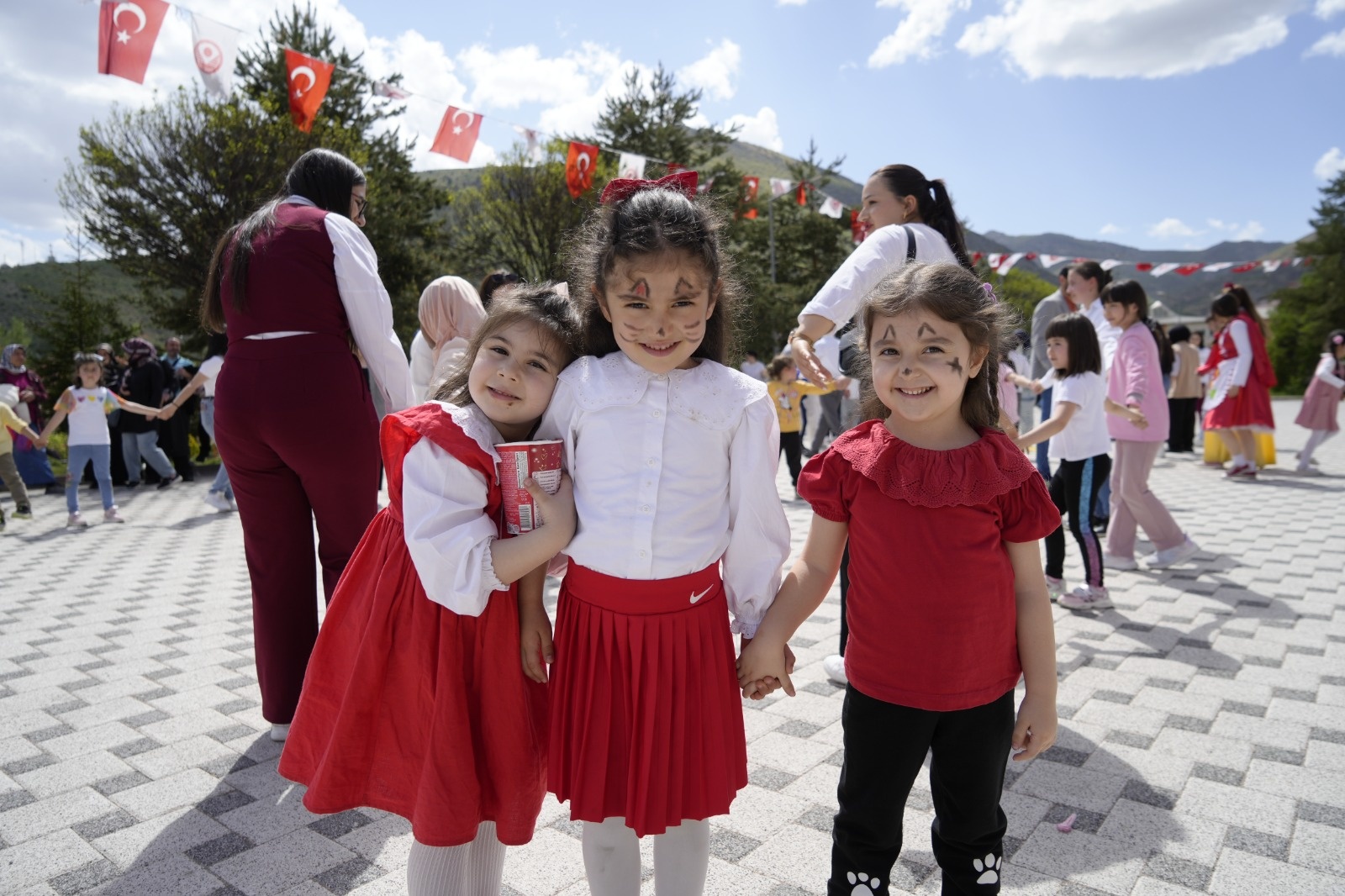 Gümüşhane Üniversitesi’nde ‘1. Çocuk Oyun Şenliği’ düzenlendi 4