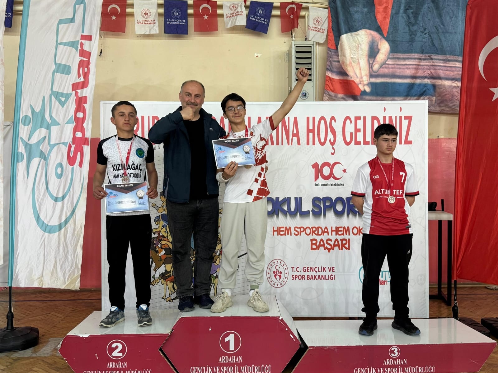 Bölgenin en başarılı ili Gümüşhane oldu 10