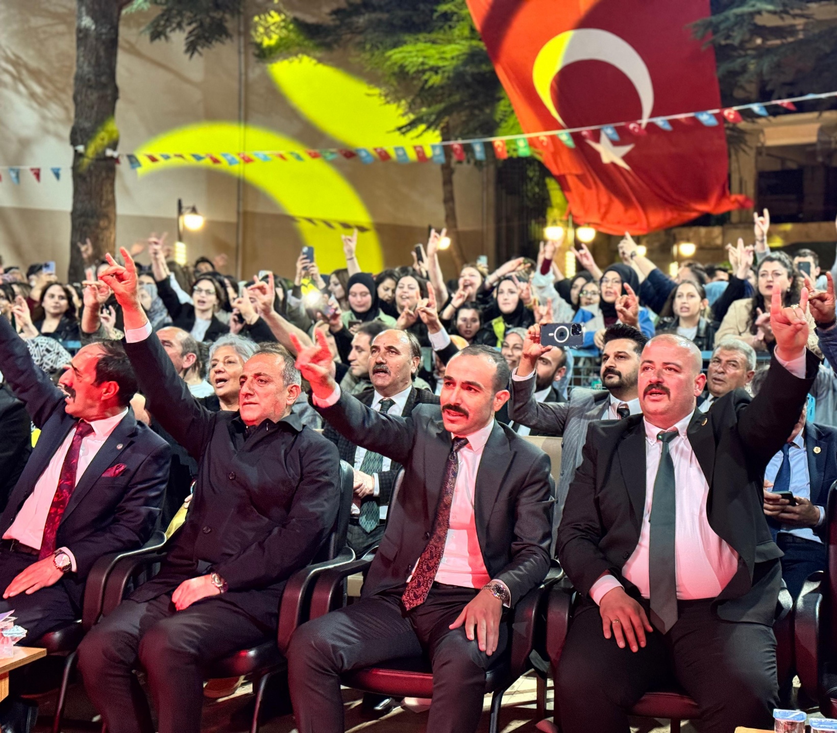 Gümüşhane’den Turan’a Gençlik Şöleni düzenlendi 18