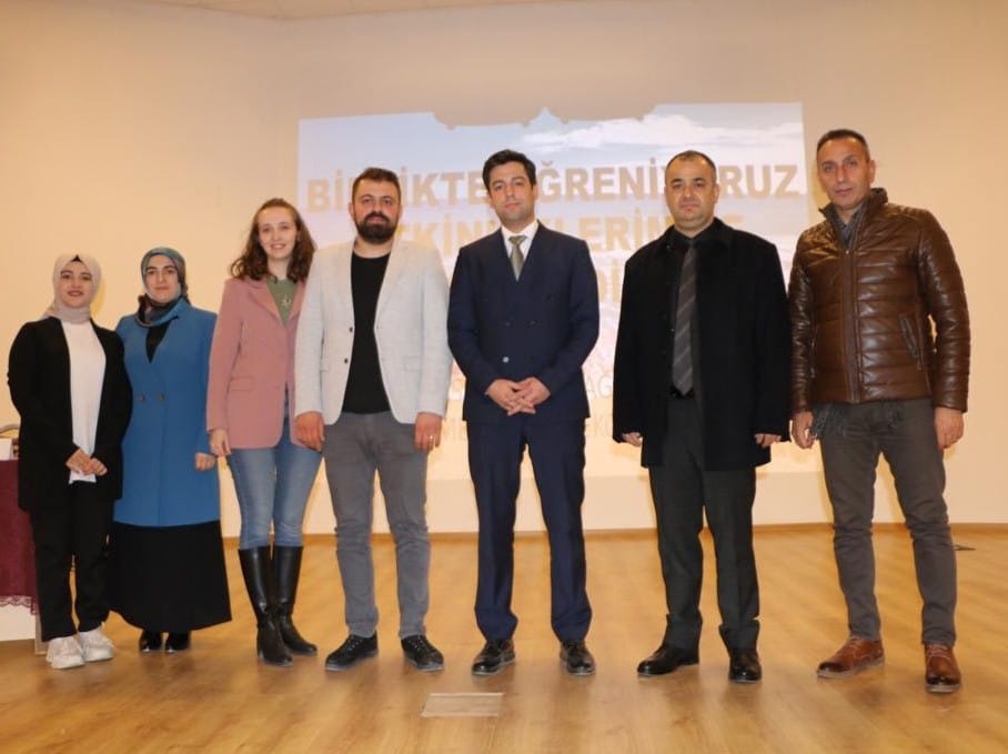 Şiran’da “Çocuk ve Gençlik Psikolojisi” konulu panel düzenlendi 5