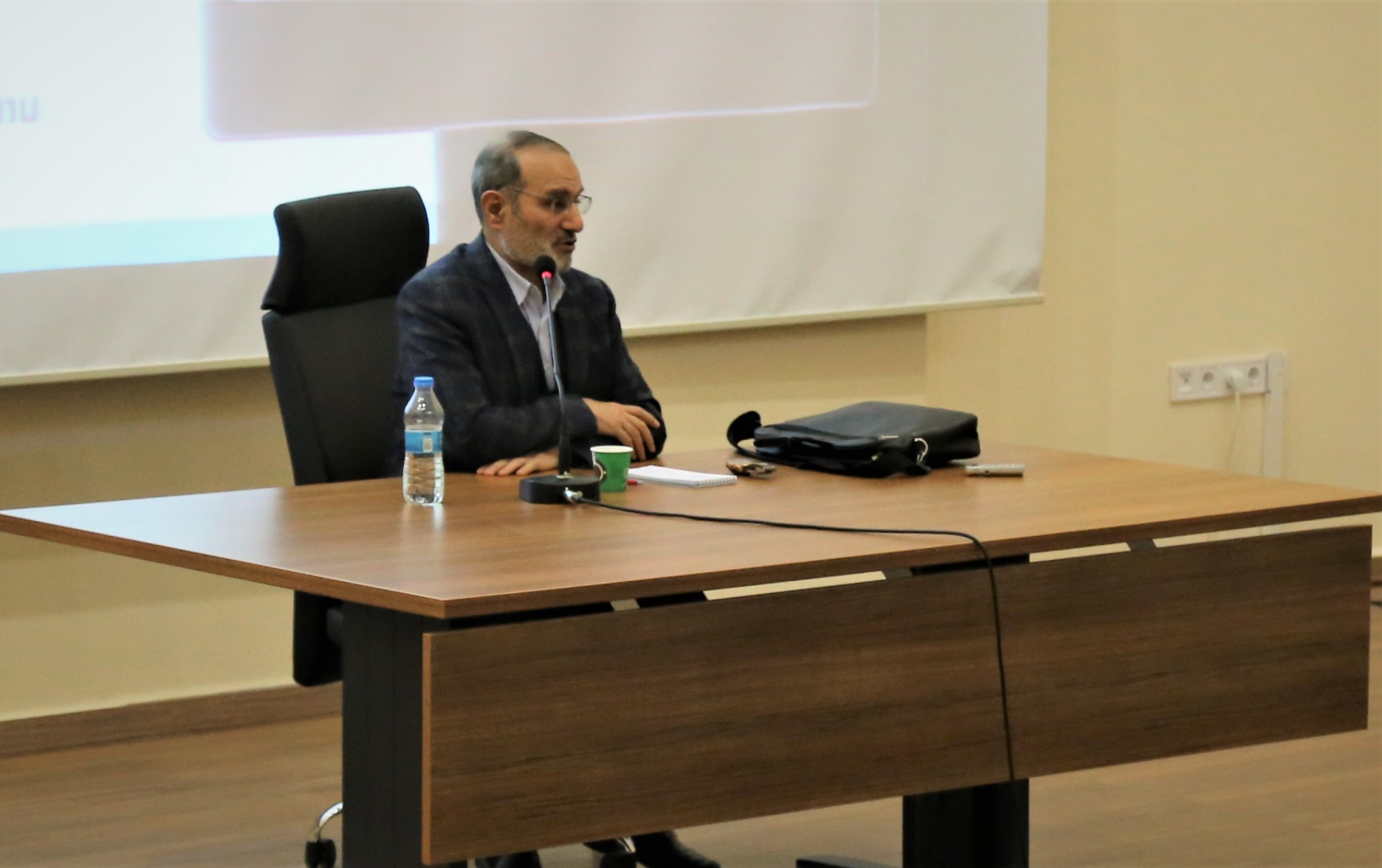 GÜ’de ‘Kur’an’ın Anlaşılmasında Sünnetin Önemi’ konferansı  1