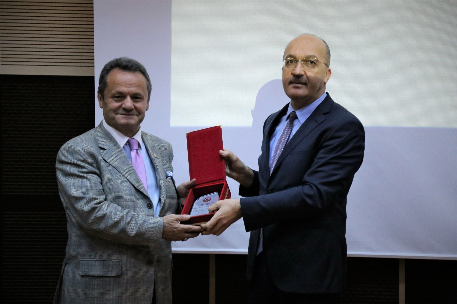 GÜ’de ‘İletişim Buluşmaları’ etkinliği 9