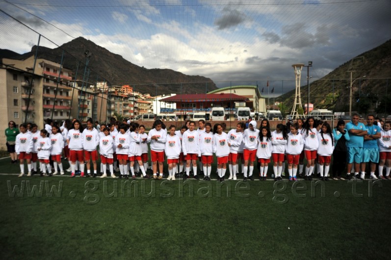 Kız Futbol Köyü Görkemli Başladı 3