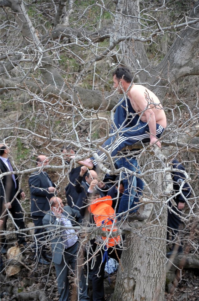 Gümüşhane'de İntihar Girişimi 4
