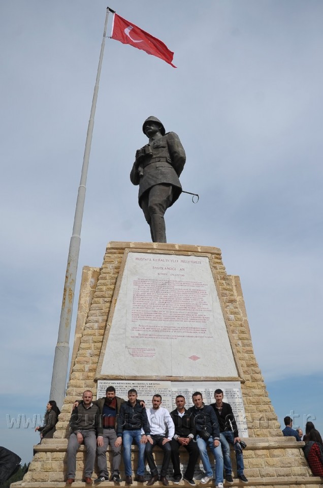 AK Gençlik'ten Çanakkale çıkarması 8