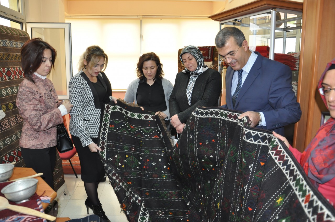 Bayan Yavuz Kelkit ilçesini ziyaret etti 2