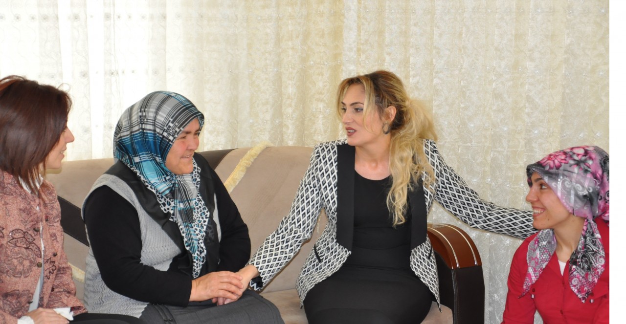 Bayan Yavuz Kelkit ilçesini ziyaret etti 4