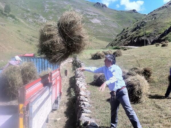 Milletvekili Aydın Yağmurdere'nin 17 Köyünü Birden Ziyaret Etti 16