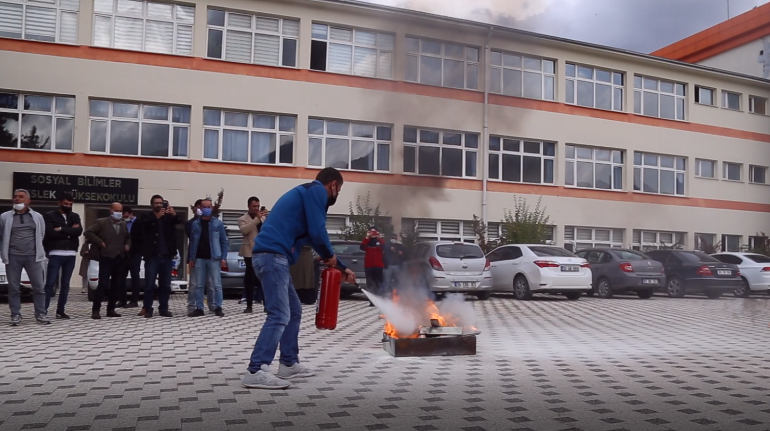 GÜ’de yangın söndürme tatbikatı gerçekleştirildi 3