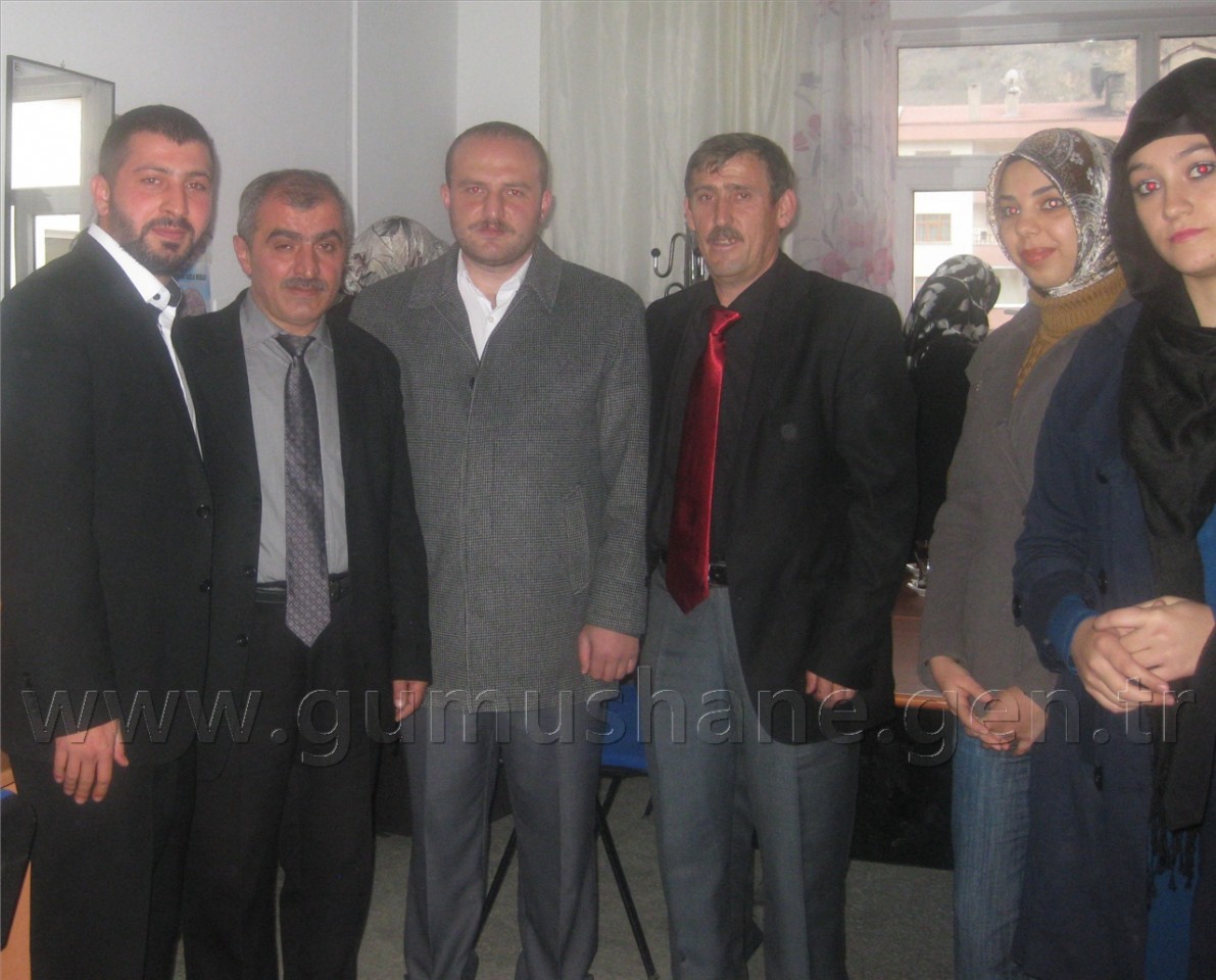 AK Gençlik Öğretmenleri Unutmadı 6